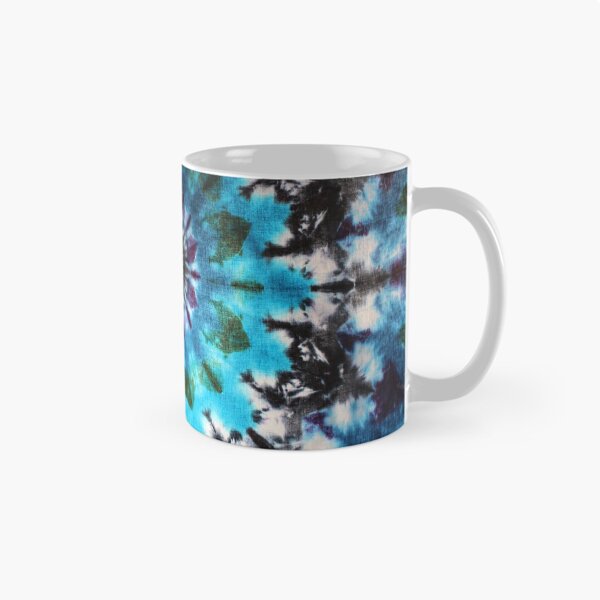 Artikelvorschau, Blaue Träume Krawattenfarbe entworfen und verkauft von thedaydreamingunicorn.