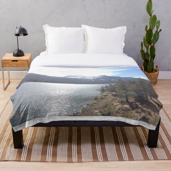 Item preview, Vistas de los lagos Mamooth designed and sold by Sam-TDesigns.