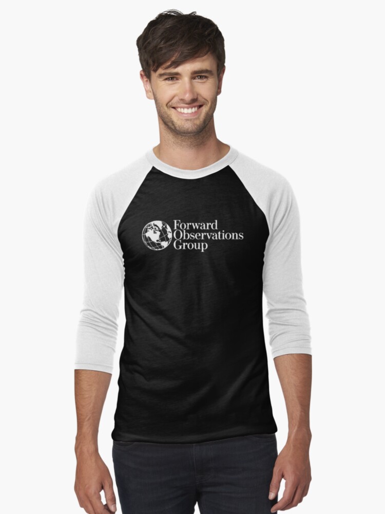 Imagen 1 de 3, Camiseta ¾ estilo béisbol con la obra Observaciones avanzadas grupo crye niebla visión nocturna, diseñada y vendida por ArshadRaza1.