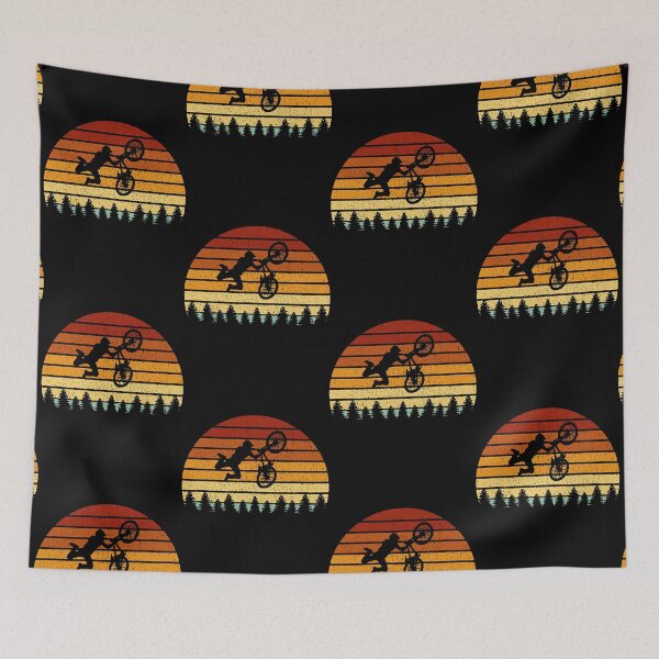 Aperçu de l'œuvre Cadeau Vintage Sunset BMX pour les coureurs de BMX créée et vendue par HayleyAnn79.