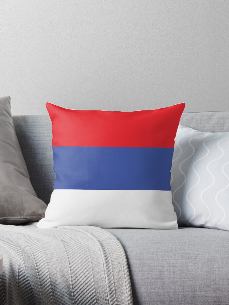 Aperçu 1 sur 3. Coussin avec l'œuvre Drapeau de la République serbe de Bosnie créée et vendue par Shorlick.