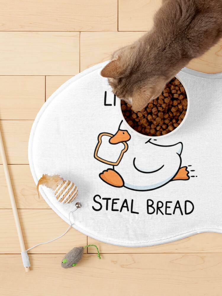 Cat 2025 stealing bread