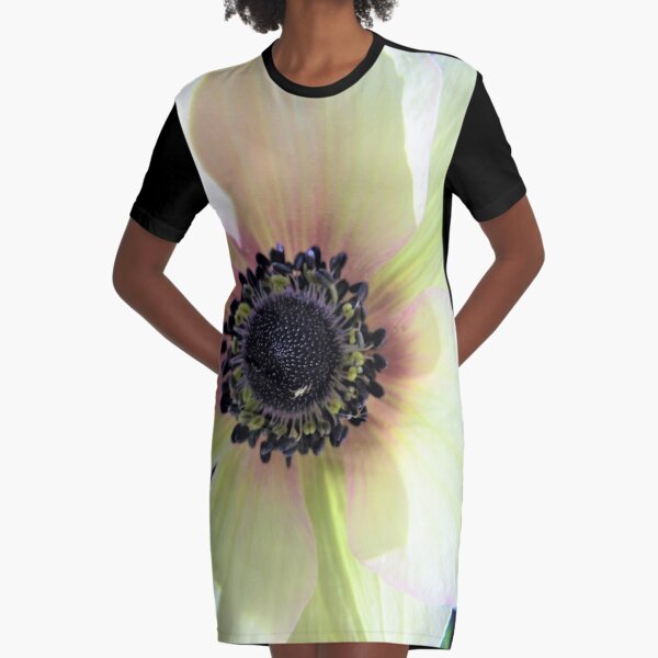 Floral whites Graphic T-Shirt Dress