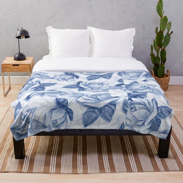 Aperçu de l'œuvre fleurs bleues | motif créée et vendue par OneClothesCo.