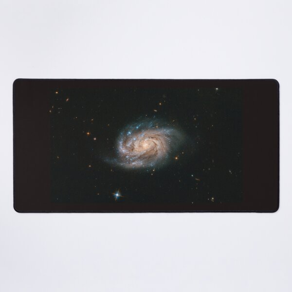 Artikelvorschau, NGC 1803 Galaxy - Hubble-Weltraumteleskop entworfen und verkauft von Presly.