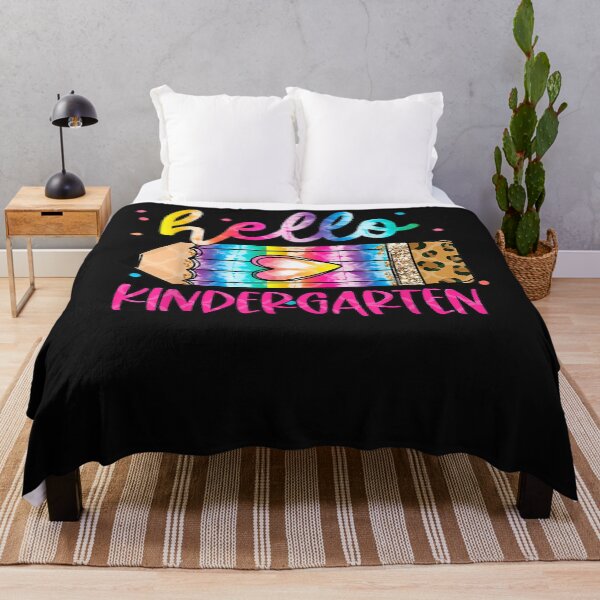 Artikelvorschau, Hello Kindergarten Leopard Tie Dye Pencil Shirt Cute Teacher entworfen und verkauft von ArthurClaessens.