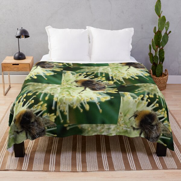 Item preview, Welsh Onion Bee designed and sold by Hunnybugs.