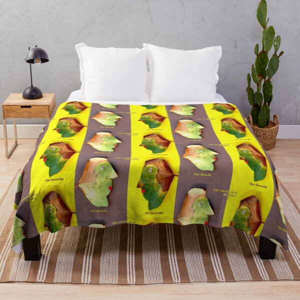 Item preview, Las mismas hermanas hoja designed and sold by FrankieLassut.