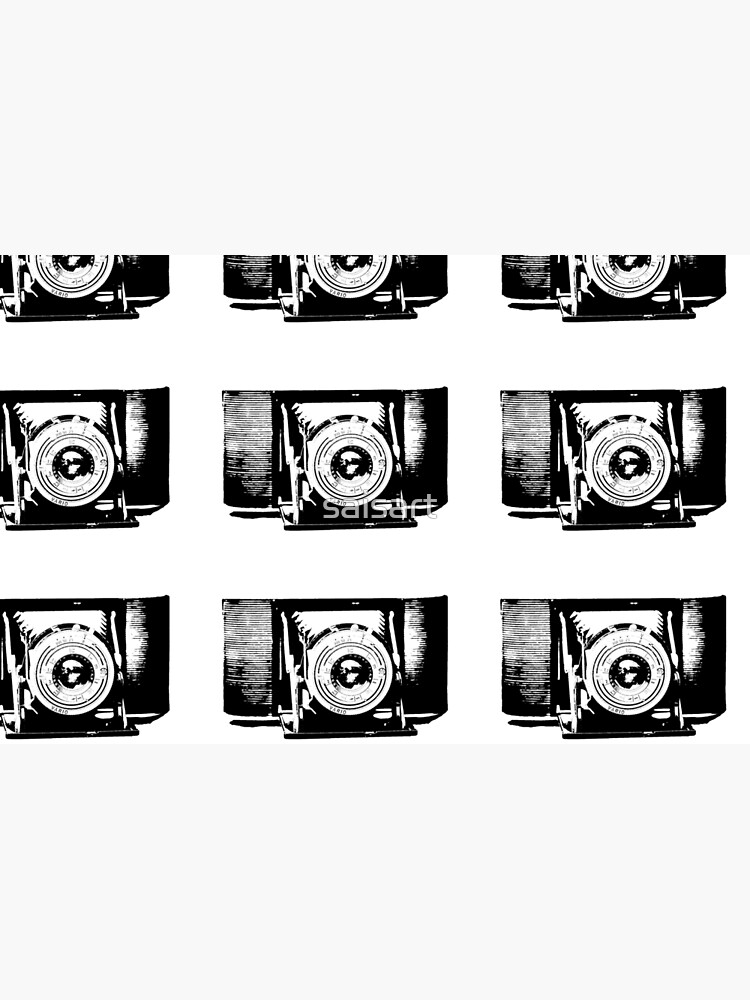 Old fashioned camera von saisart