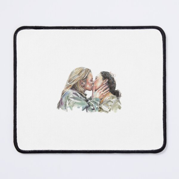 Item preview, killing eve kiss designed and sold by Yasmeen79.