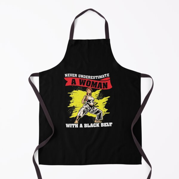 Artikelvorschau, Never Underestimate A Woman Funny Black Belter Karate-Liebhaber entworfen und verkauft von StrongShirts.