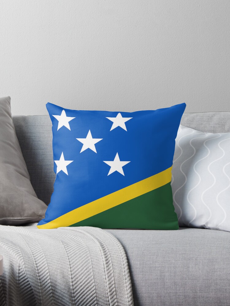 Aperçu 1 sur 3. Coussin avec l'œuvre Drapeau des Îles Salomon créée et vendue par Shorlick.