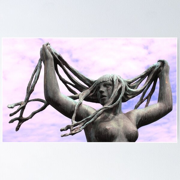 Artikelvorschau, Statue with purple clouds entworfen und verkauft von NoscopeSiv.