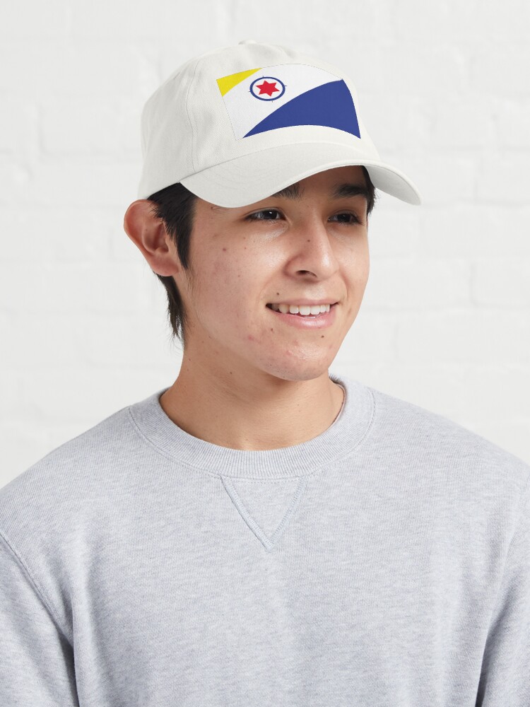 Aperçu 3 sur 7. Casquette avec l'œuvre Drapeau de Bonaire créée et vendue par Shorlick.