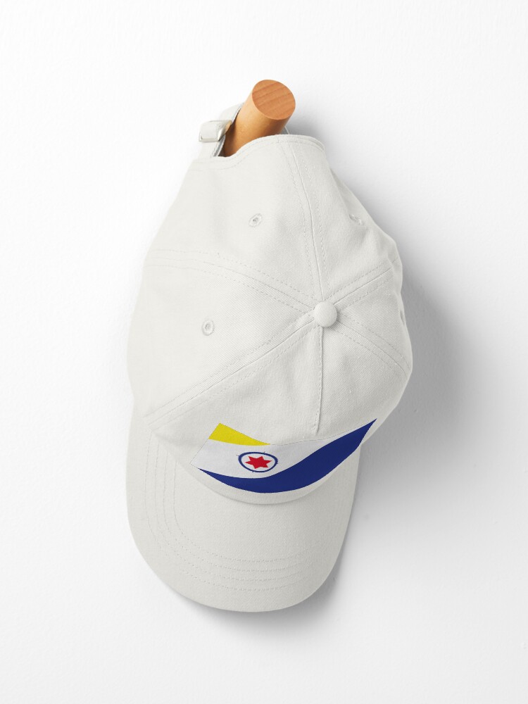 Aperçu 2 sur 7. Casquette avec l'œuvre Drapeau de Bonaire créée et vendue par Shorlick.