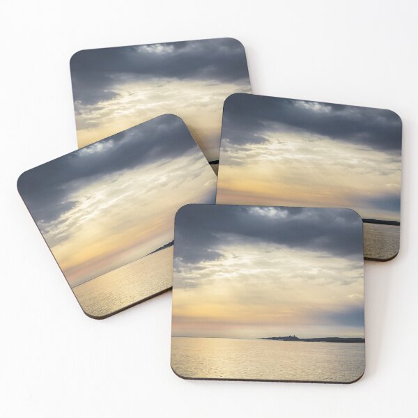 Artikelvorschau, Northumberland Coastal Sunrise entworfen und verkauft von heidipics.