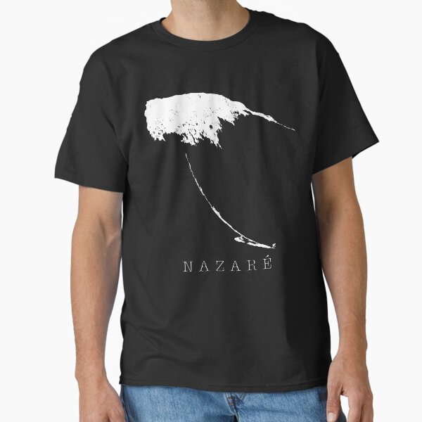 Aperçu de l'œuvre T-shirt surf Nazaré Monster Waves créée et vendue par KuppaTee.