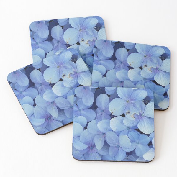 Artikelvorschau, Ein Bett aus blauen Blumen entworfen und verkauft von Taceo10.