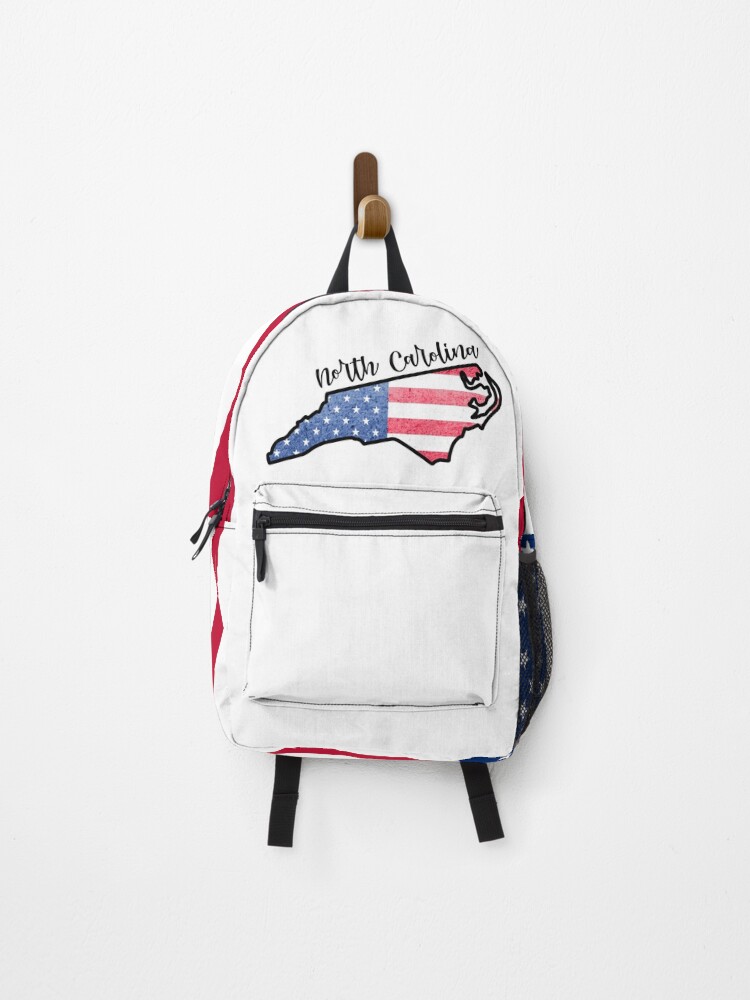 Contour de l'État de Caroline du Nord avec le drapeau américain patriotique  des États-Unis Sac à dos