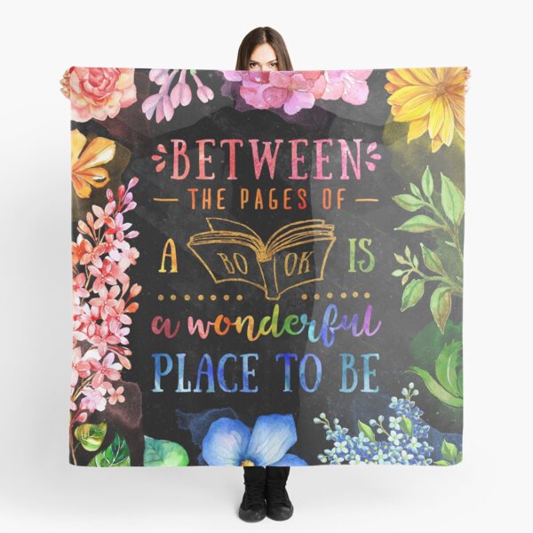 Between the pages (black) Scarf