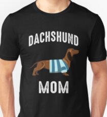 Dachshund Mom Shirt Unisex T-Shirt