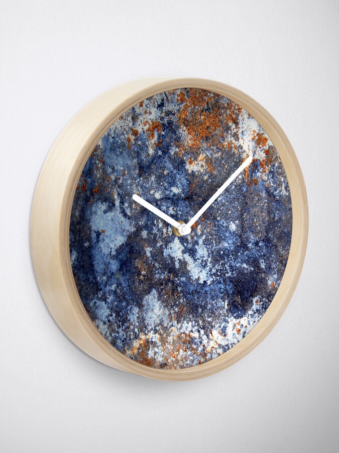 Alternate view of Muddy Blues Clock