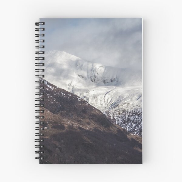 Artikelvorschau, Snowcapped Binnein Mor entworfen und verkauft von heidipics.