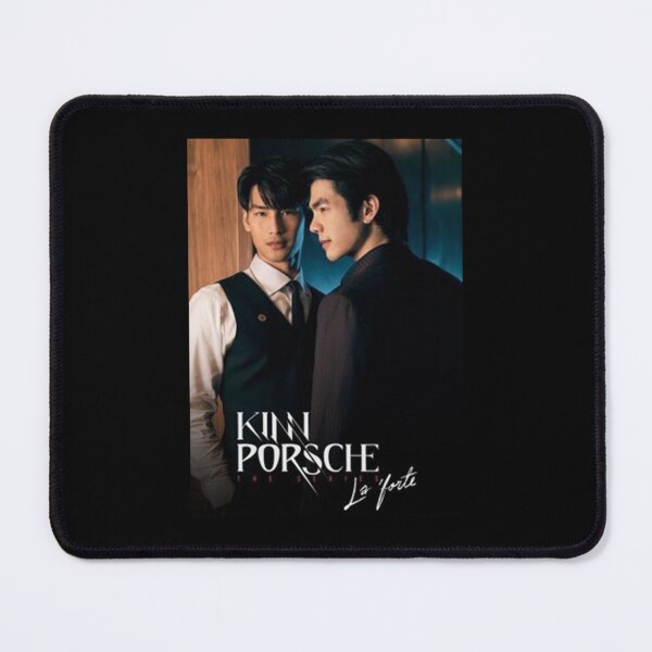 ur,mouse_pad_small_flatlay,