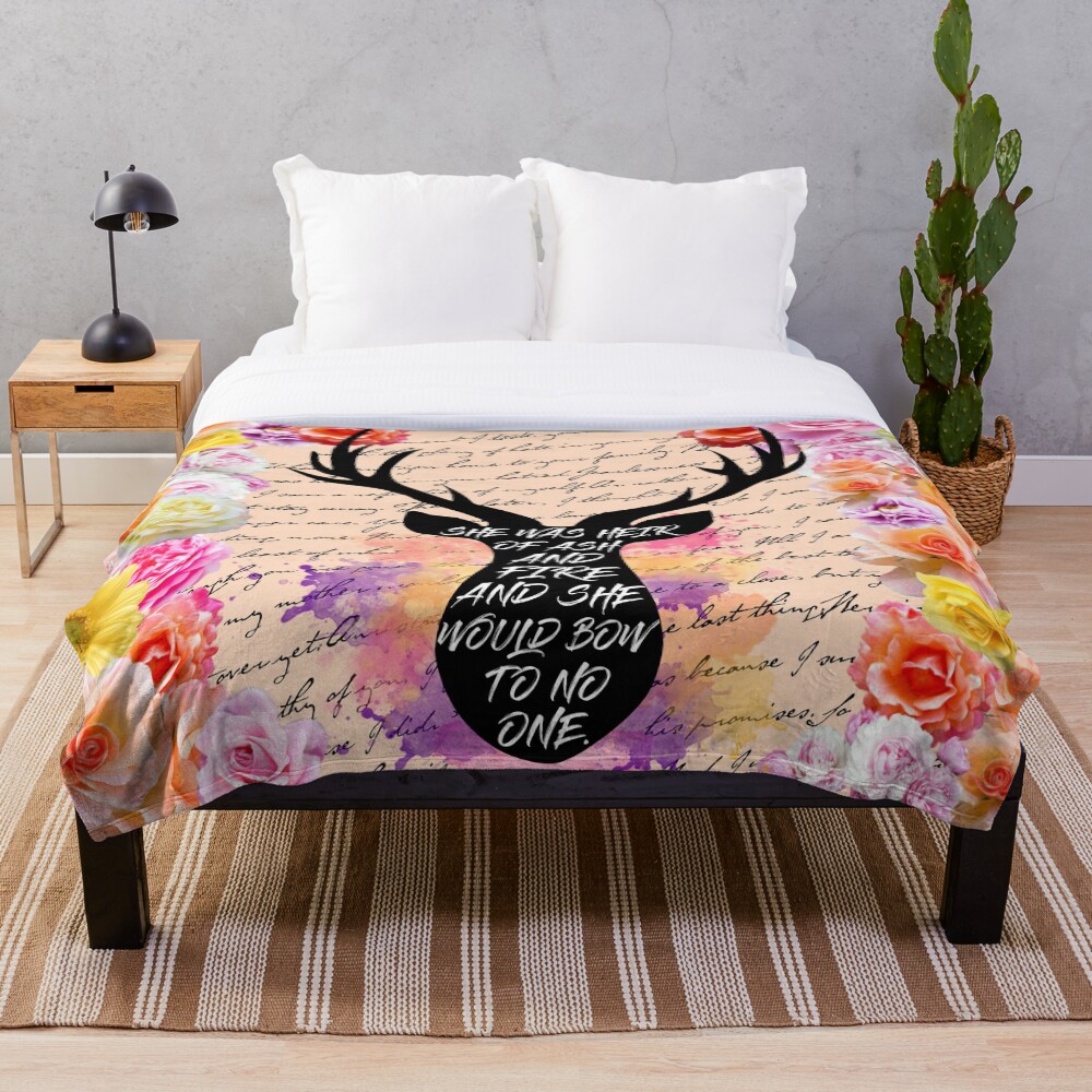Heir of Fire Throw Blanket