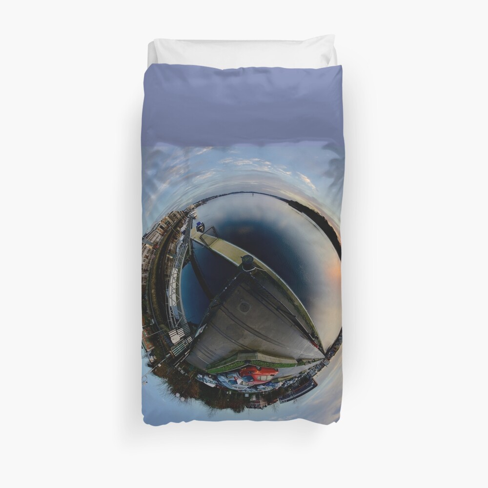 Foyle Marina at Dawn, Stereographic Duvet Cover