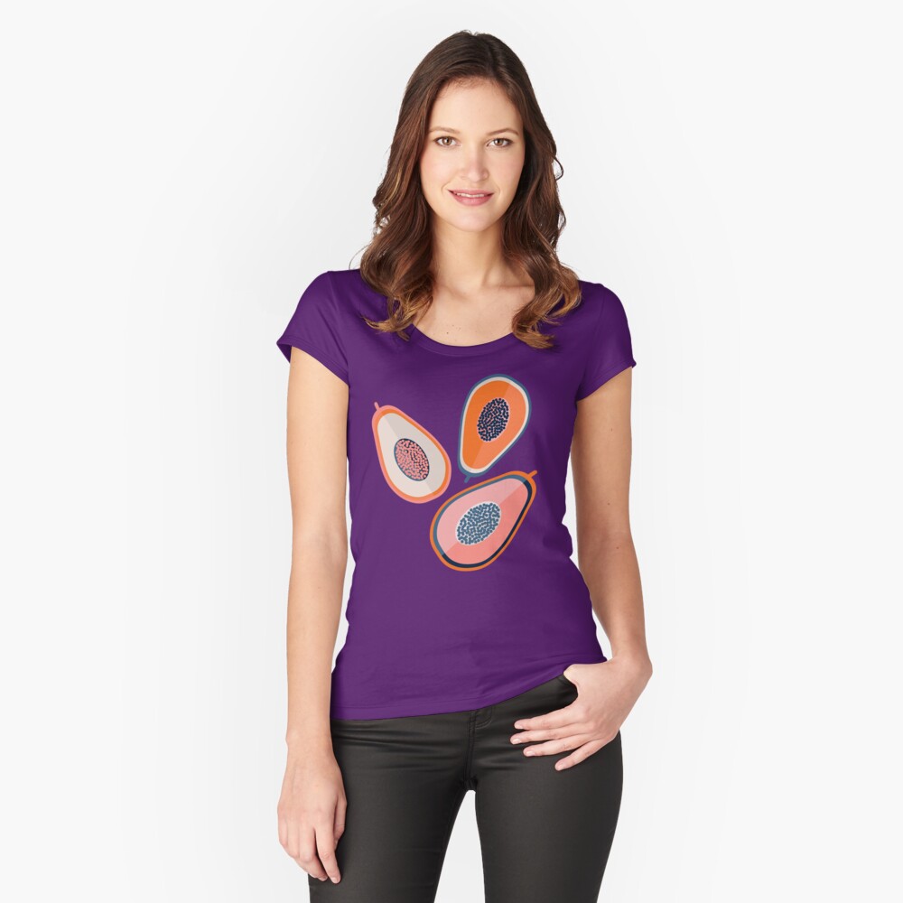 Vista previa del artículo con la obra «Camiseta entallada de cuello ancho», diseñado y vendido por susanapaz.
