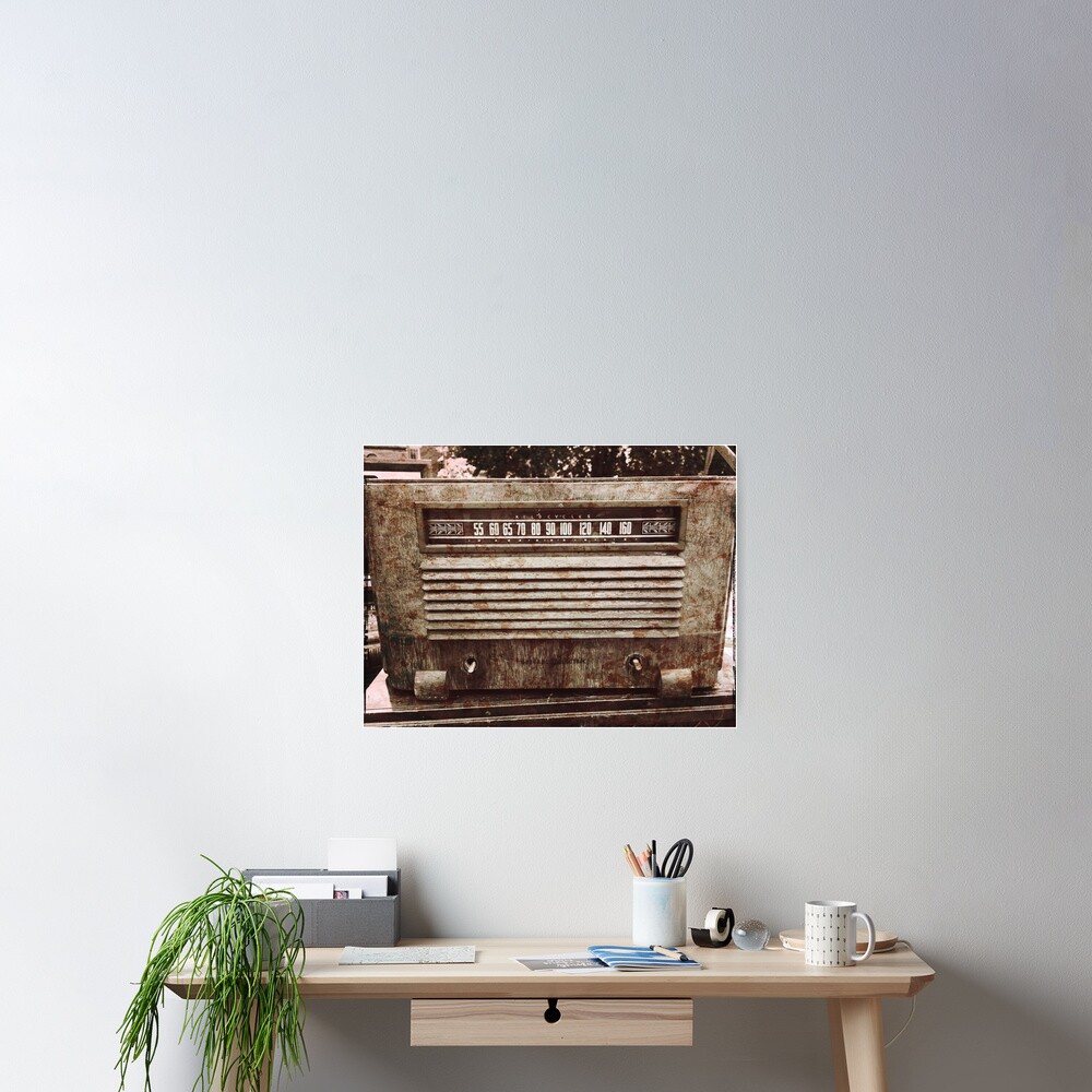 Classic Oldies Fan - Old Vintage Radio photography Poster