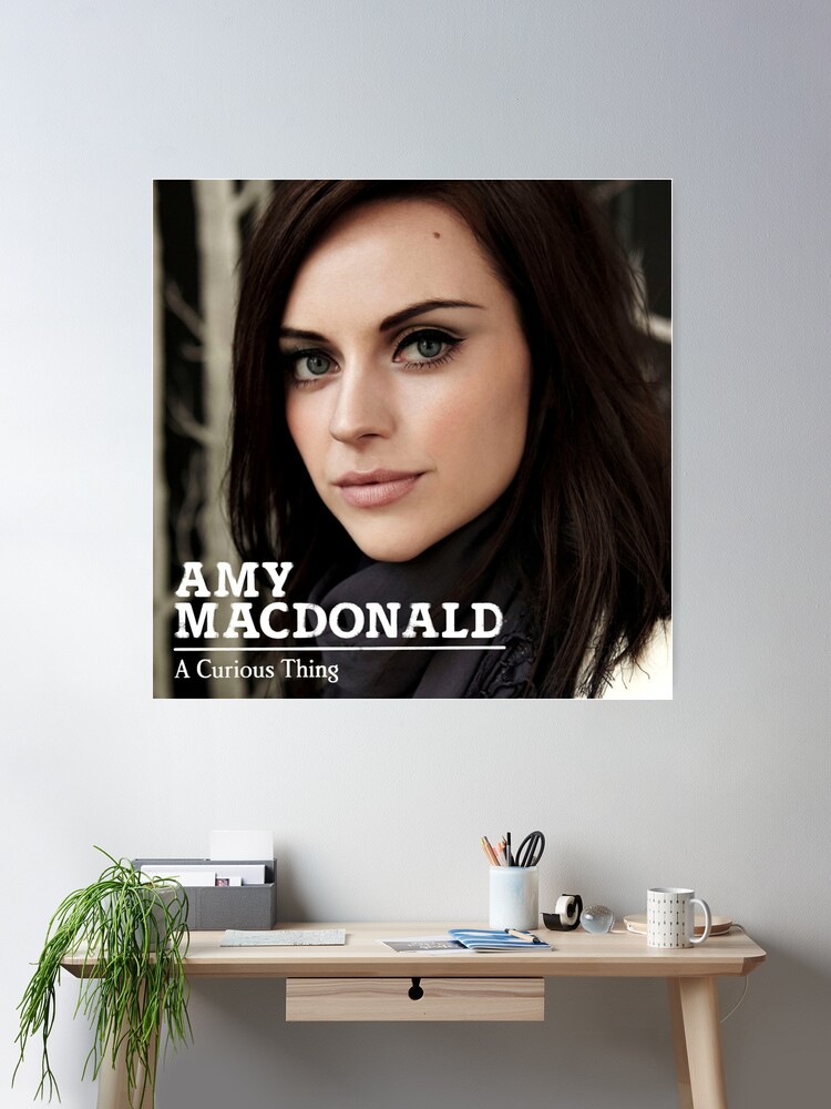 Amy Macdonald a curious thing