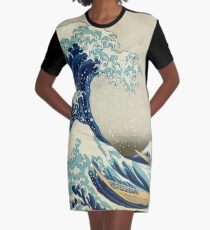 Die große Welle vor Kanagawa - Hokusai 1829-1833 T-Shirt Kleid