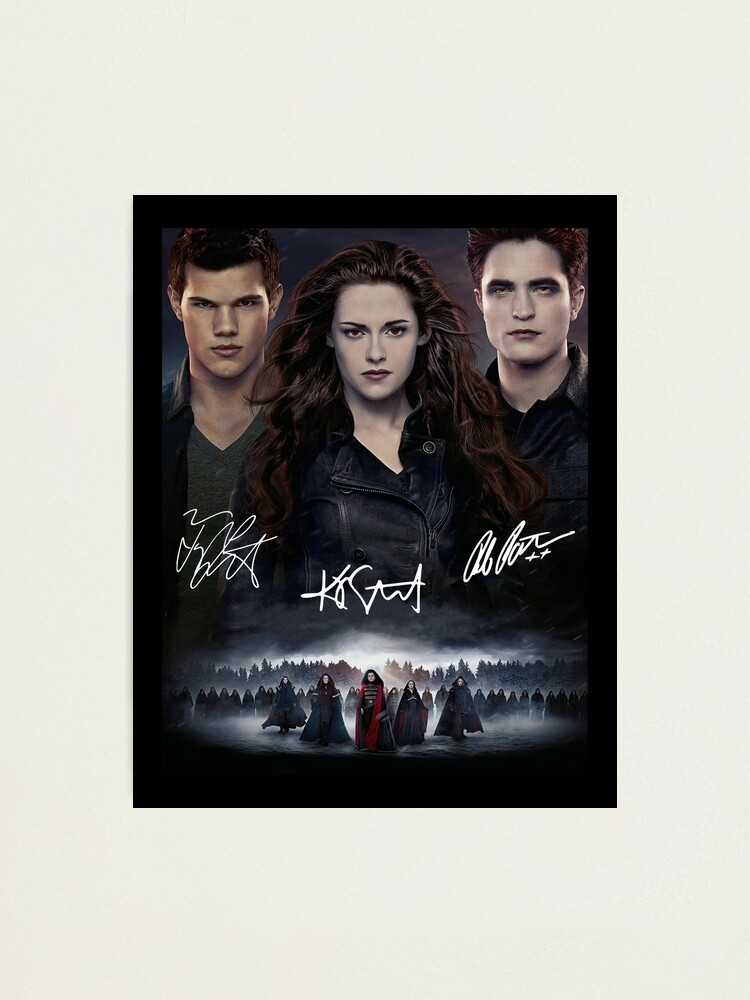 The Twilight Saga Breaking Dawn Signature Twilight Movie Unisex T Twilight  Midnight Sun Movie T 