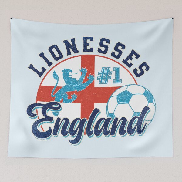 Artikelvorschau, England-Löwinnen - Sonnenuntergangsstil (WOSO) entworfen und verkauft von Numero14.