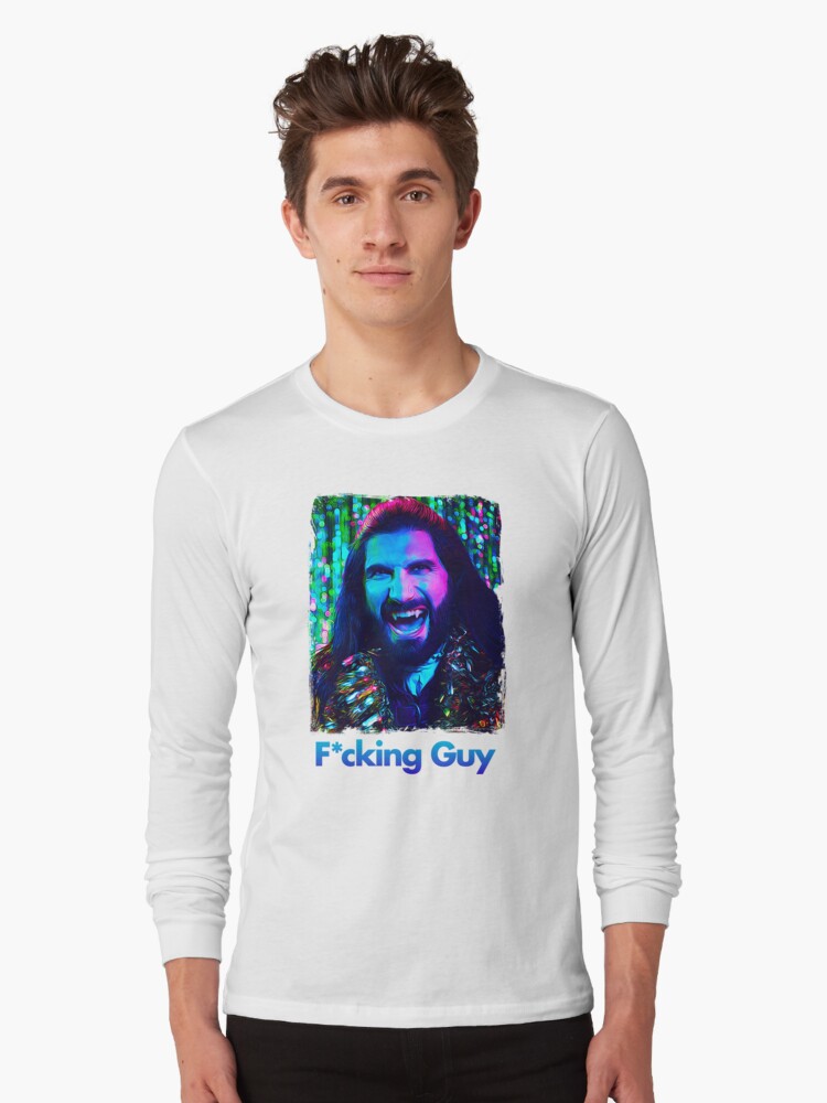 Aperçu 1 sur 5. T-shirt manches longues avec l'œuvre Ce que nous faisons dans l'ombre - Nandor l'implacable, F*king Guy, Saison 4 créée et vendue par reactionstudios.