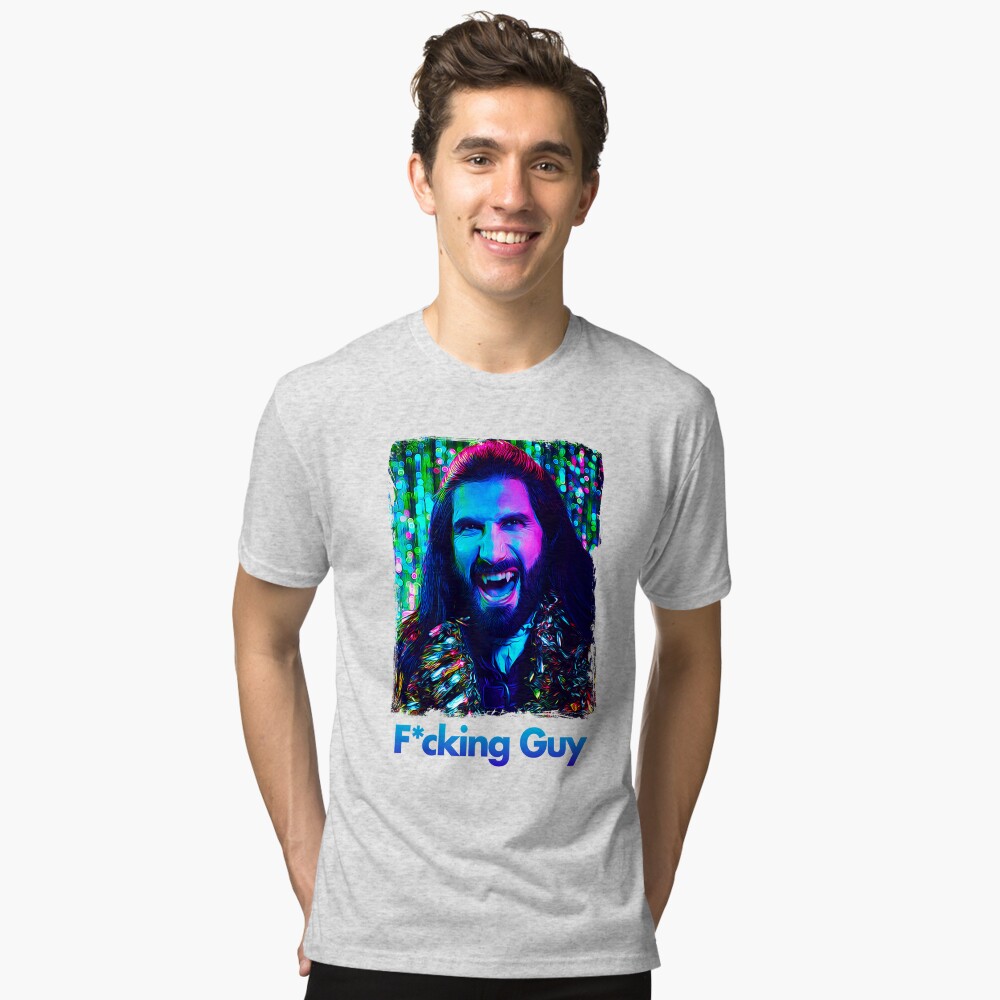 Aperçu de l'œuvre T-shirt chiné créée et vendue par reactionstudios.