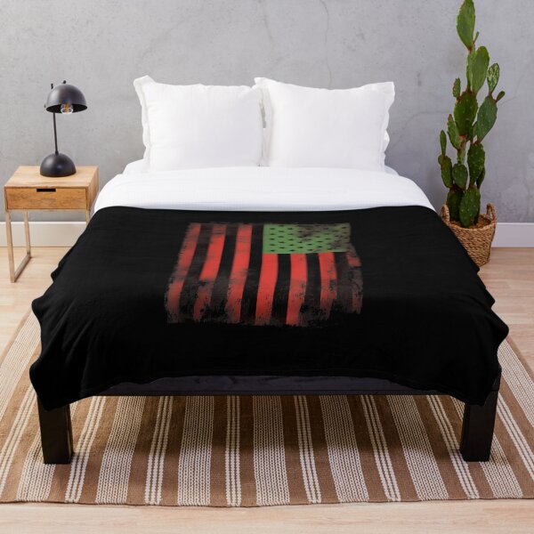 Aperçu de l'œuvre Drapeau de la fierté afro-américaine - Panafricain vert rouge noir créée et vendue par AgnesGeller.