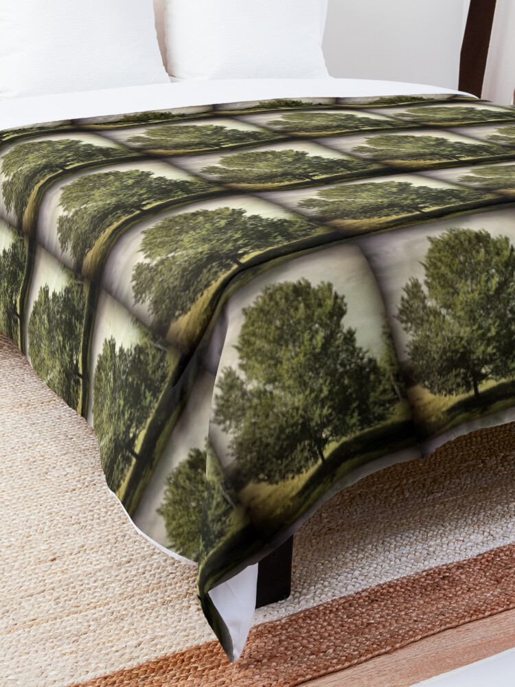 Alternate view of Nature Lovers Gift - Perfect Tree Comforter
