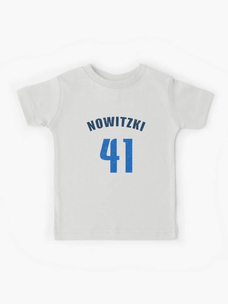 Dirk Nowitzki 41 Forever T-Shirt - TeeHex