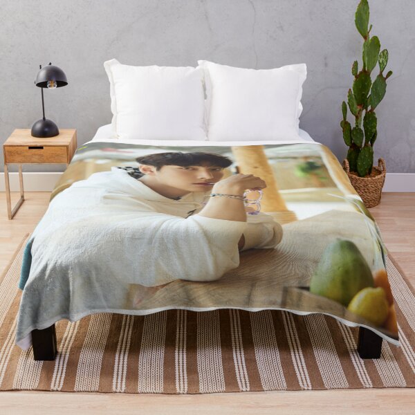 Item preview, SF9 Zuho The Wave OF9- ray of the sun ver. designed and sold by danielletrisha.