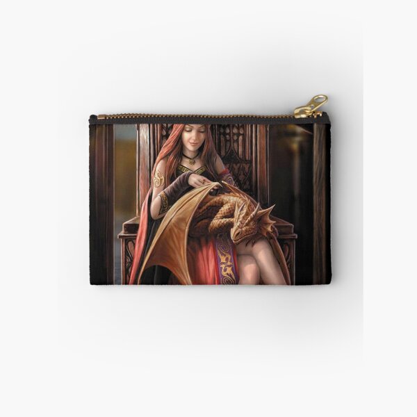 Artikelvorschau, Queen with sleeping dragon entworfen und verkauft von JapanHeavenArt.
