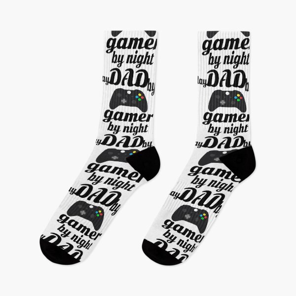 Item preview, PAPÁ DE DÍA GAMER DE NOCHE. designed and sold by leicha.