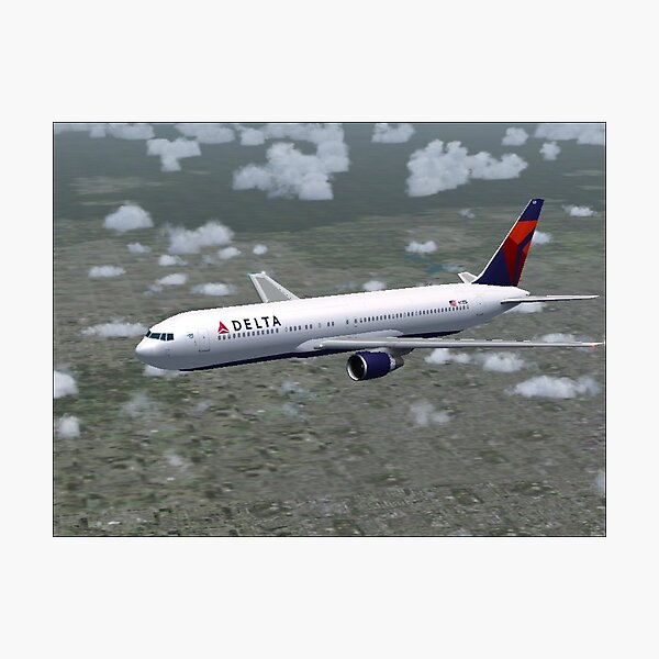 Delta Air Lines Boeing 767-300 Photographic Print