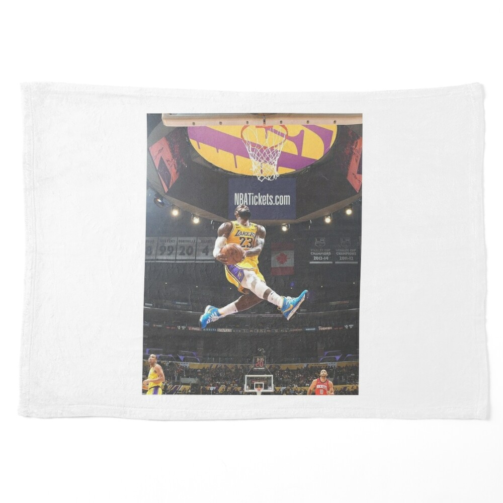 Los Angeles Lakers Lebron James Reverse Windmill Dunk Poster Wall Hanging  Gift