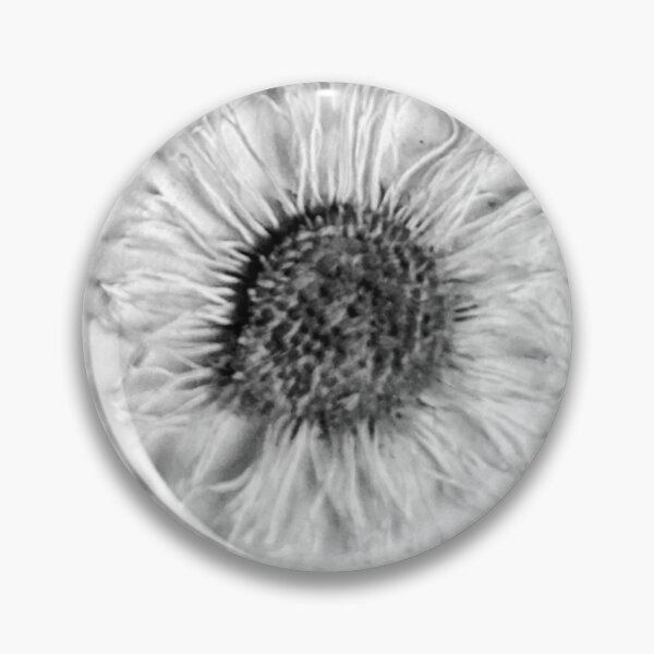 Item preview, Pequeña margarita blanca y negra designed and sold by arfff.