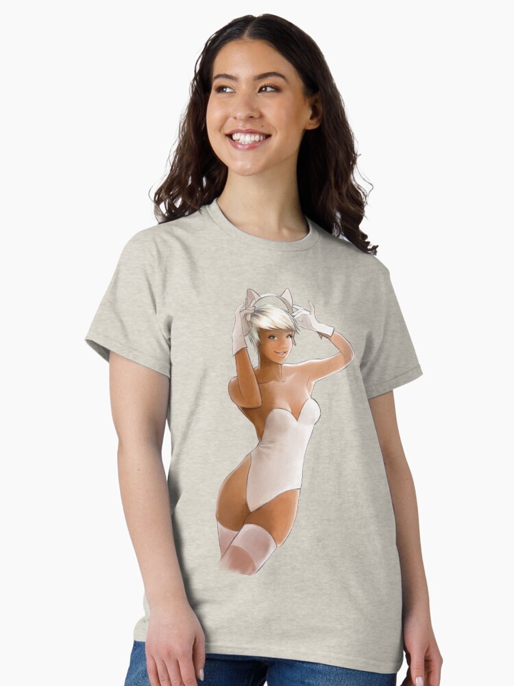 Aperçu 2 sur 7. T-shirt classique avec l'œuvre Catgirl blanche créée et vendue par fligans.