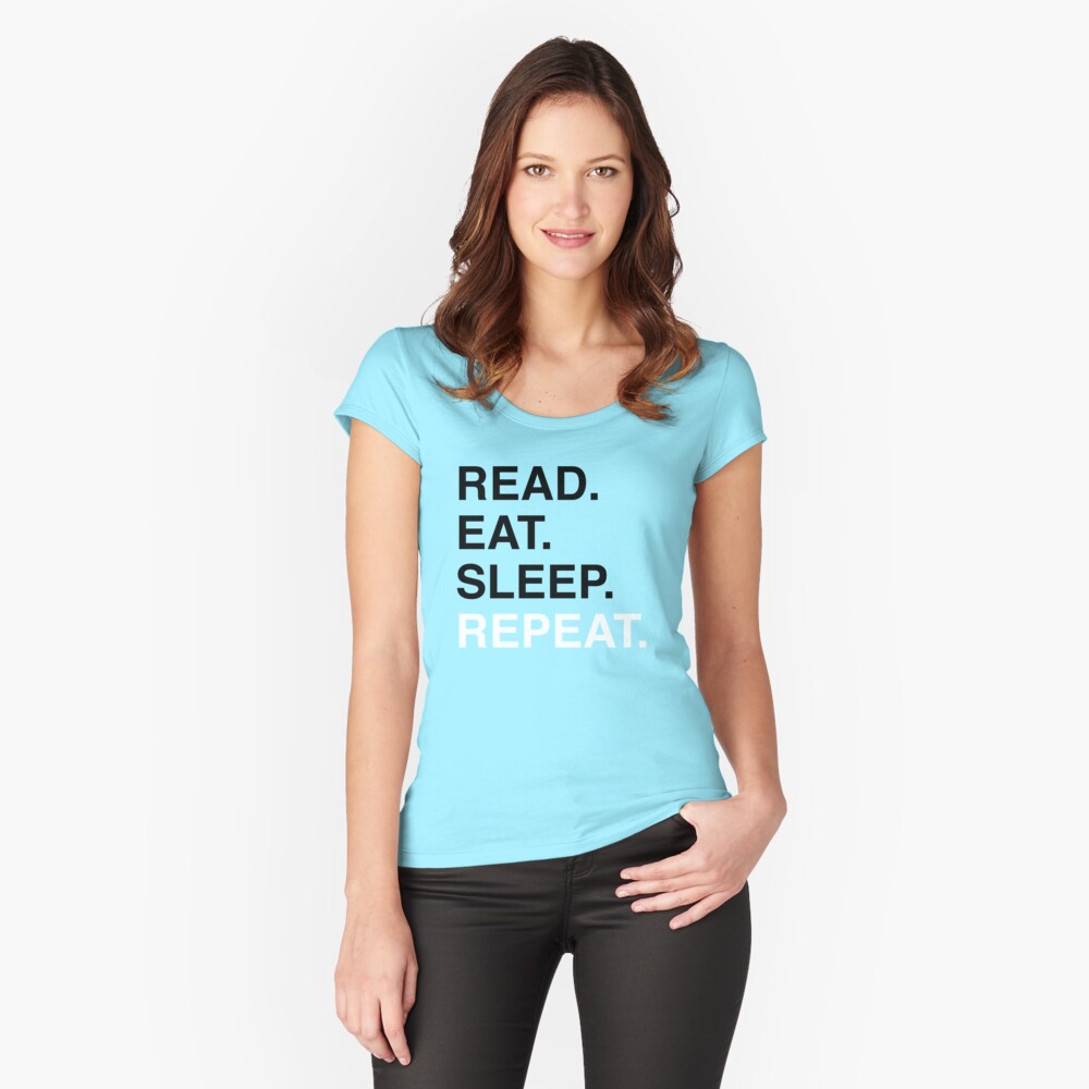 Vista previa del artículo con la obra «Camiseta entallada de cuello ancho», diseñado y vendido por Kitmagic.