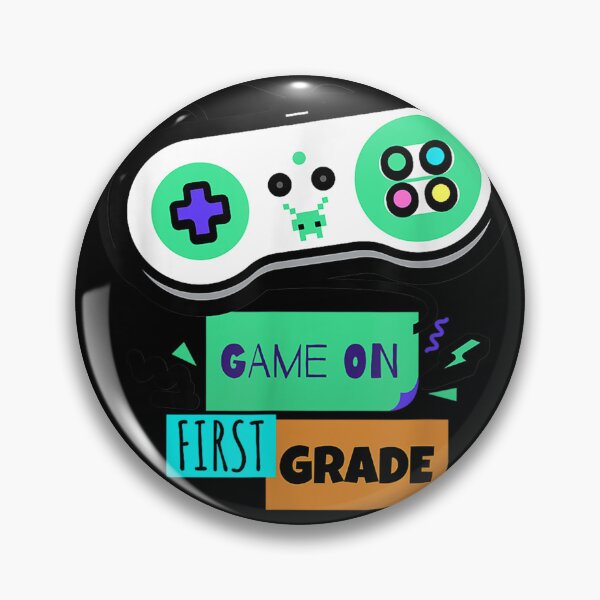 Artikelvorschau, Spiel in der ersten Klasse - Erster Tag der 1. Klasse Back to School T-Shirt entworfen und verkauft von BaseLance.